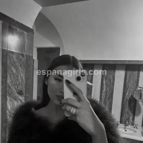MARIANA, — foto en Barcelona