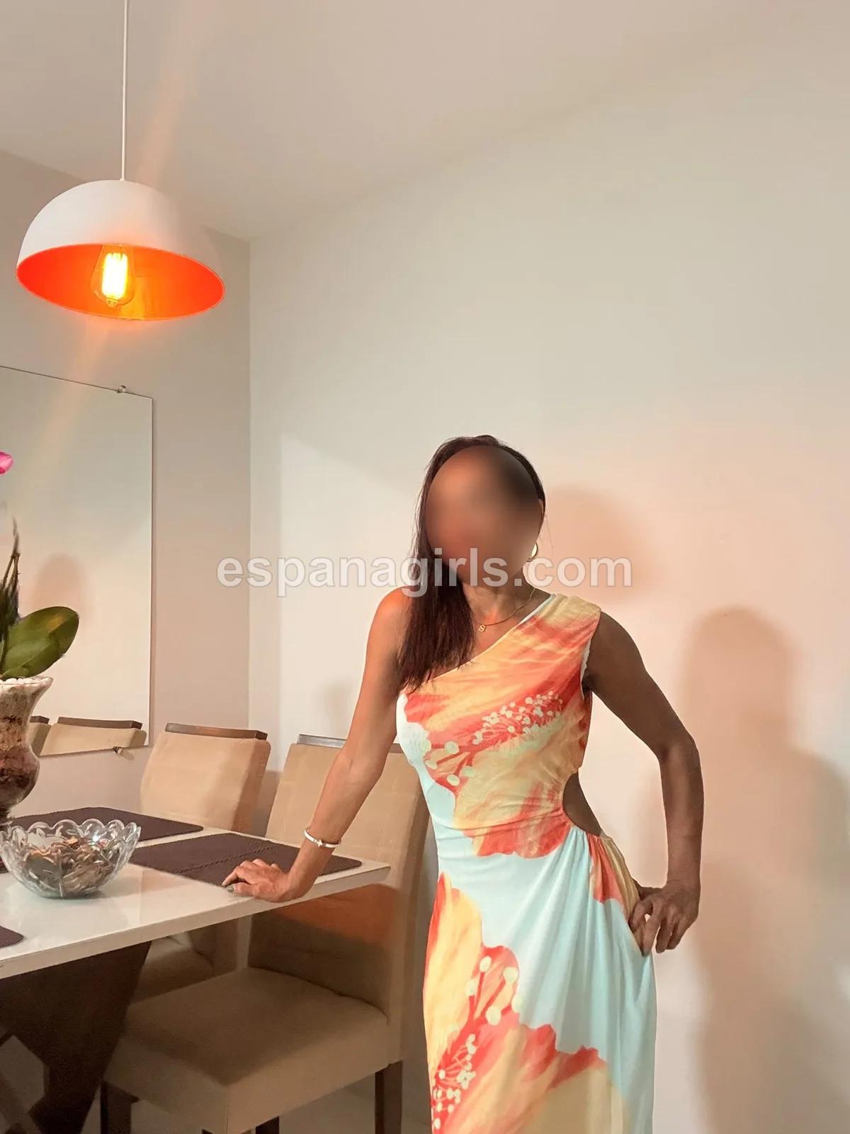 Martina, Europea — acompañante en Santander