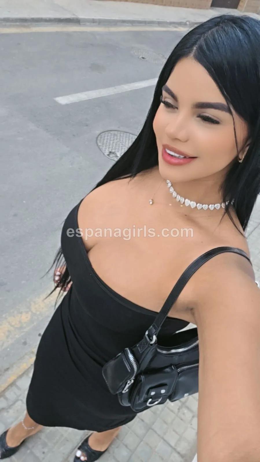 Nikol, Colombiana — acompañante en Cádiz