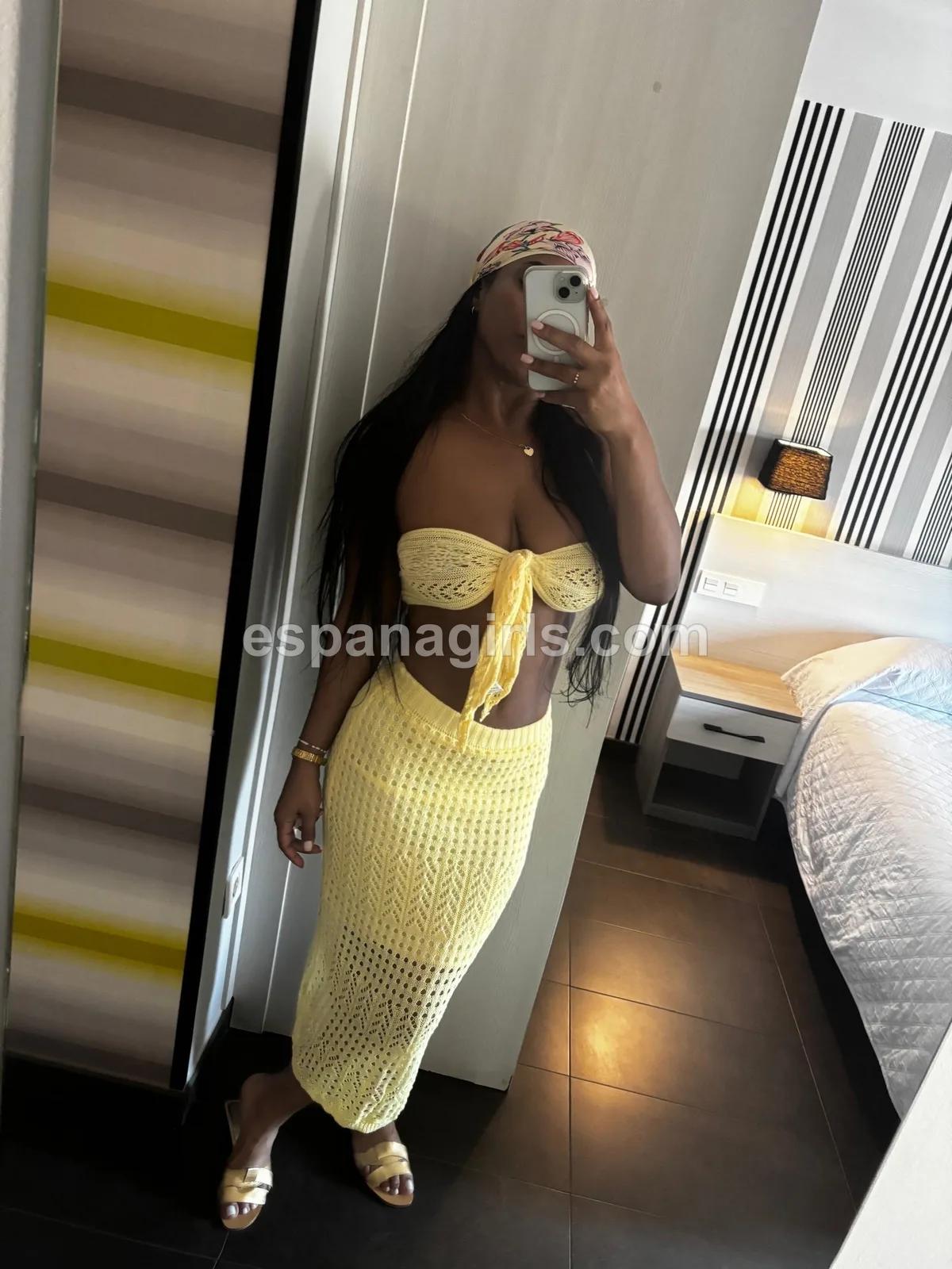 Sabrina, Latina — acompañante en Gijón