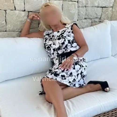 Ela, acompañante en Valencia