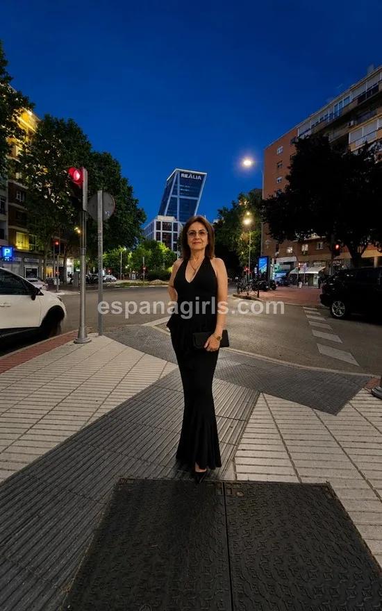 Débora, Brasileña — acompañante en Madrid