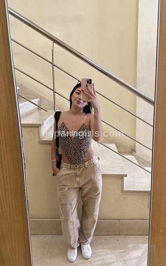 Emily Camila, Colombiana — acompañante en Madrid