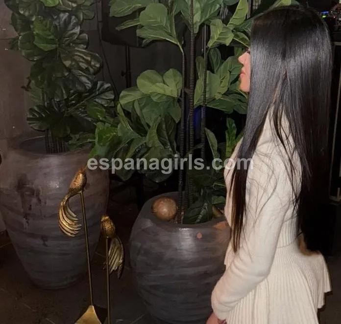 Camila, Latina — acompañante en Gijón