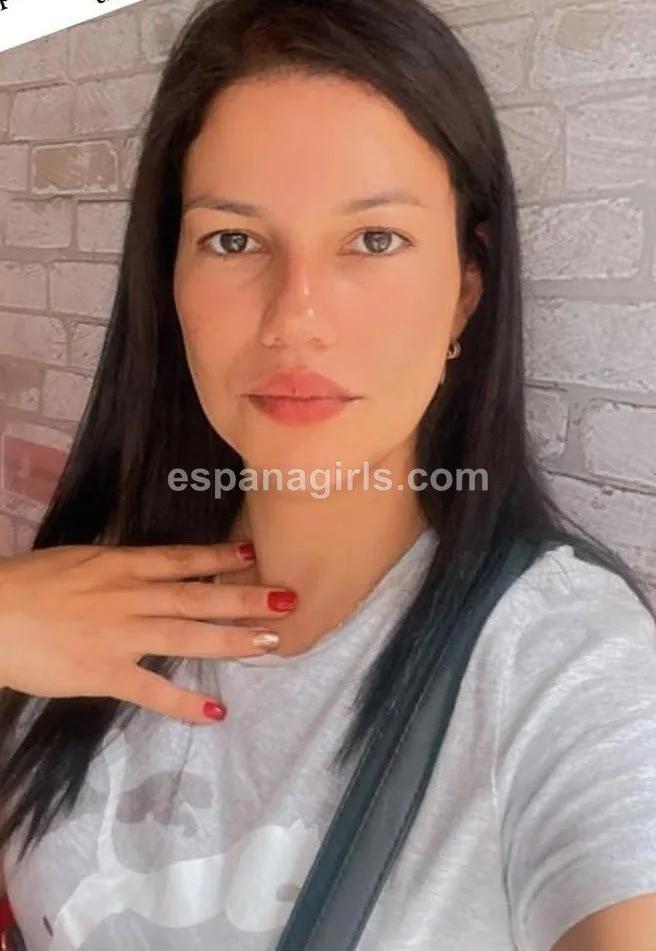 Lucía española, Española — acompañante en Toledo