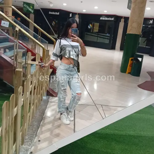 Brenda, acompañante en Vitoria