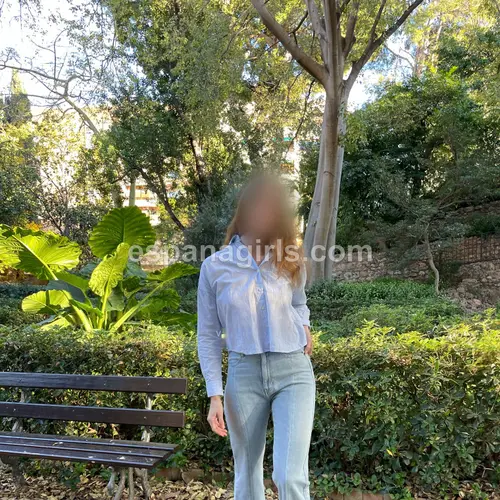 Kira — foto en Valencia