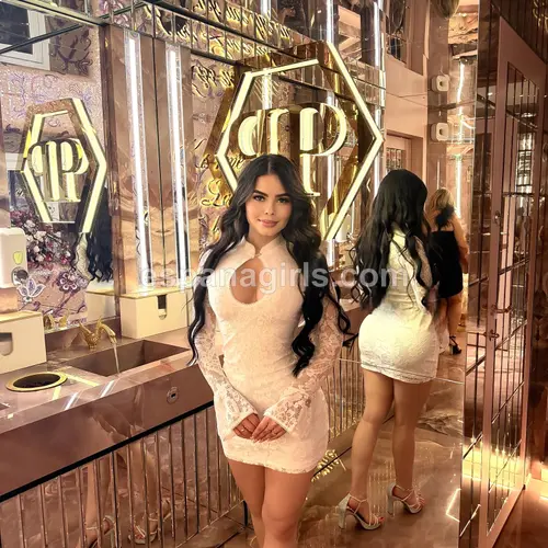 Luciana — foto en Alicante