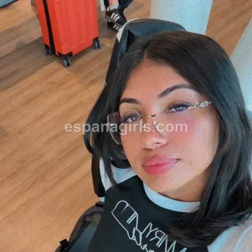 Mikaela Santos, acompañante en Bilbao