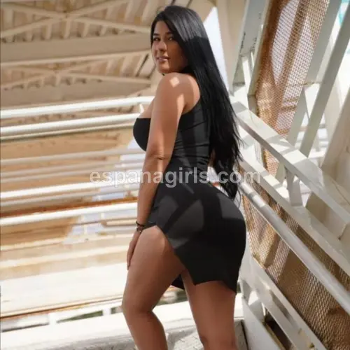 Aitana — foto en Valencia