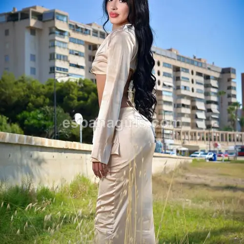 Kendall, acompañante en Alicante